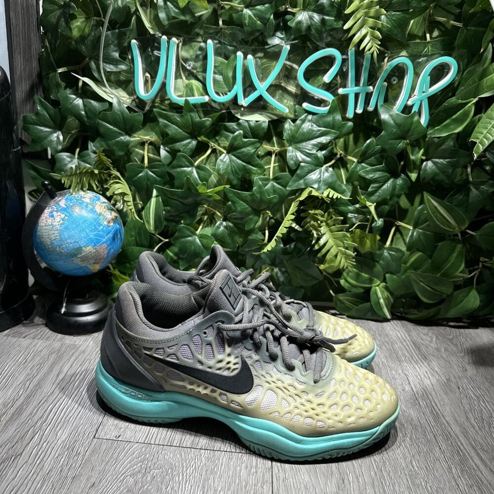 Nike Zoom Cage 3 Grey Aurora Men Size 8.5 Teal 918193-001 Shoes RARE Colorway